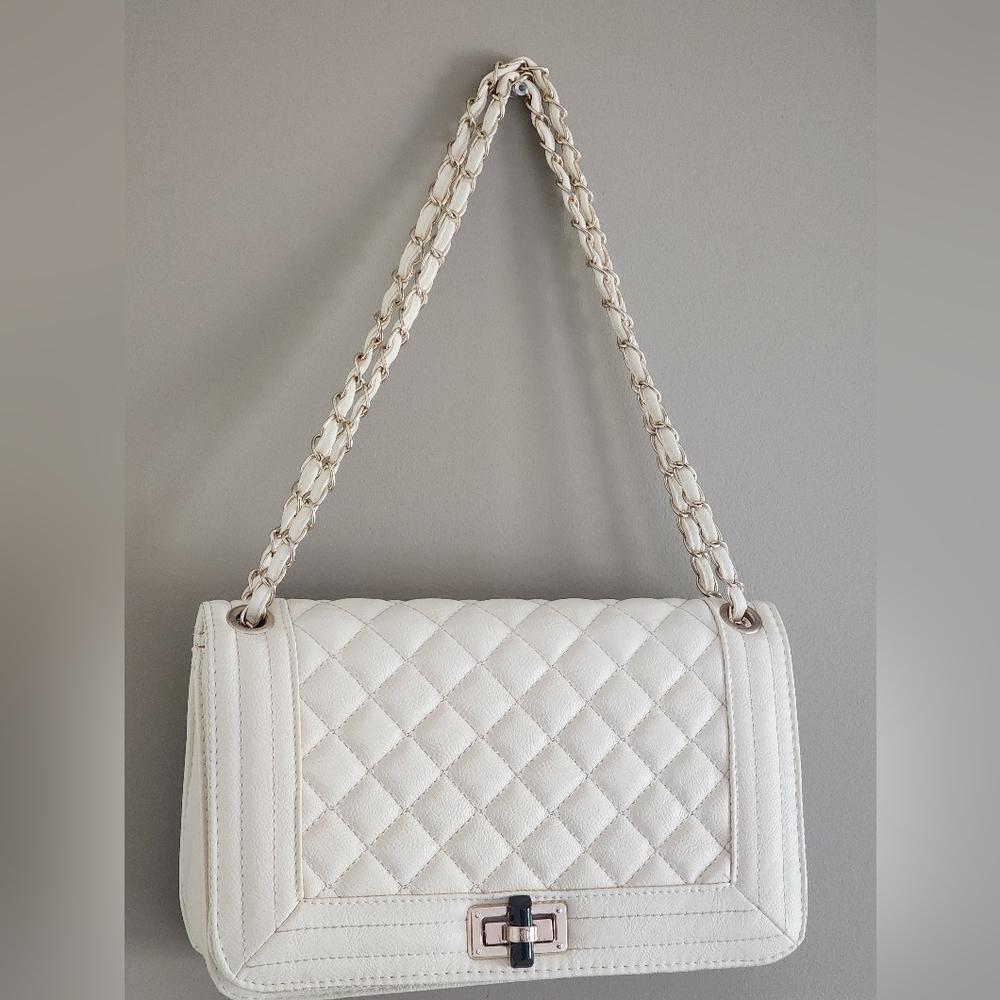 Cream quilted bag